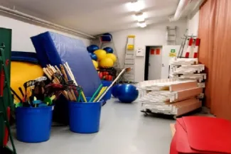 Kangaslammin liikuntatalon välinevarasto