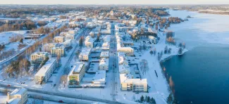 Talvinen ilmakuva Varkauden keskusta-alueesta